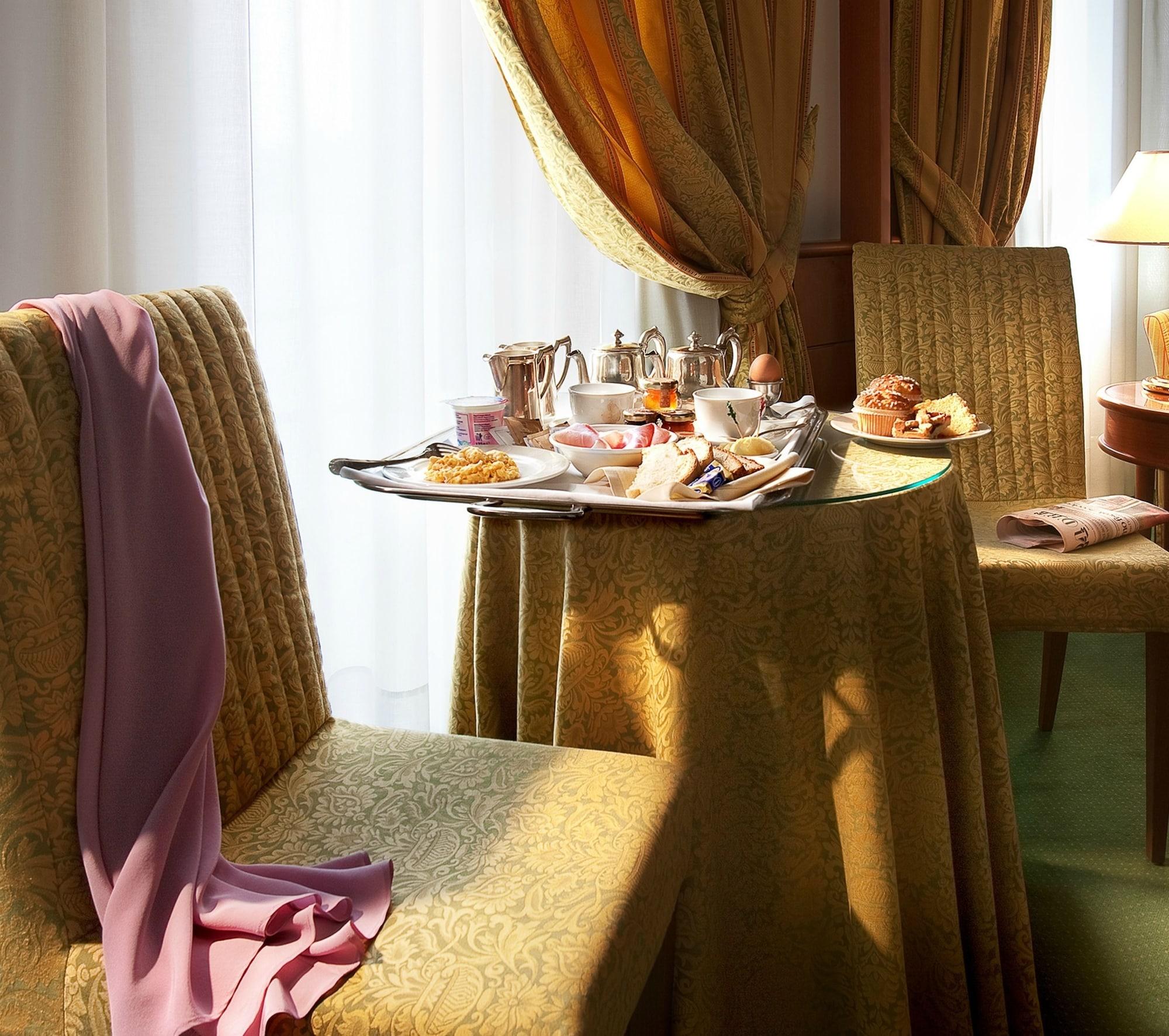 Hotel Cavour Μιλάνο Εξωτερικό φωτογραφία