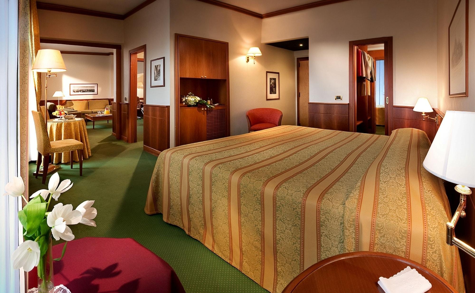 Hotel Cavour Μιλάνο Εξωτερικό φωτογραφία