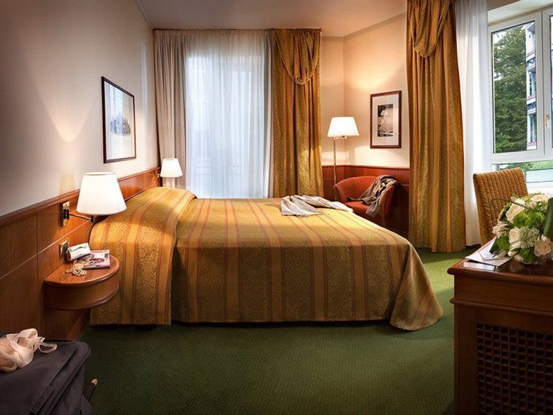 Hotel Cavour Μιλάνο Εξωτερικό φωτογραφία